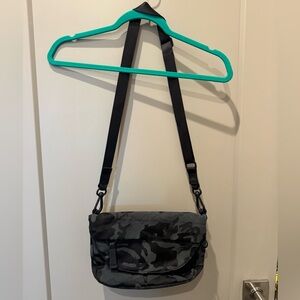 lululemon athletica All Night Festival Bag 5L